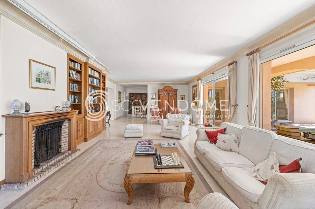 Villa in Vieux Cannet, Le Cannet, France 5 - 17830525