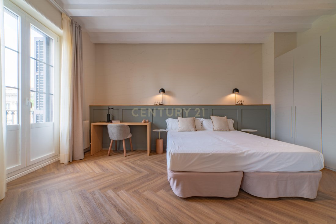Apartment in Ciutat Vella, Barcelona, Spain 3 - 18752707