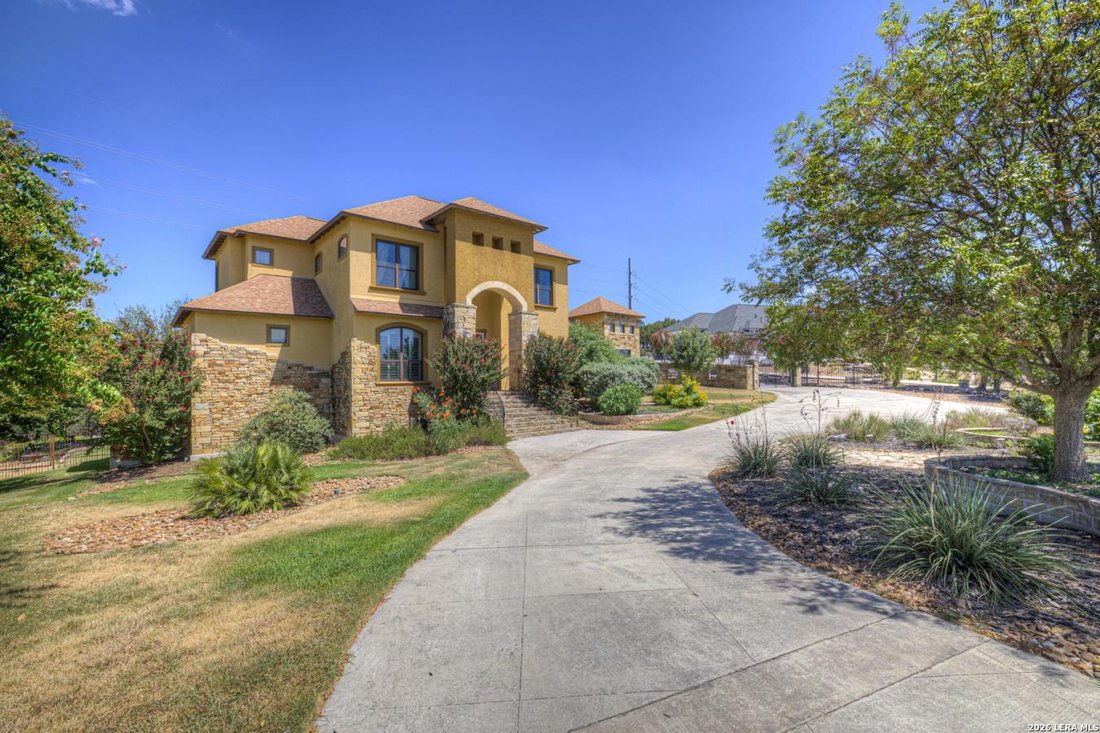 House in Helotes, Texas, United States 2 - 18758857