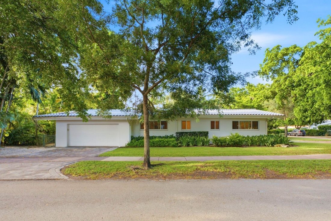 Casa a Coral Gables, Florida, Stati Uniti 2 - 18750213