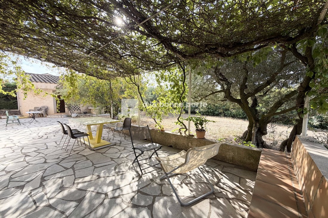 Villa a Saint-Zacharie, Provenza-Alpi-Costa Azzurra, Francia 2 - 18756118