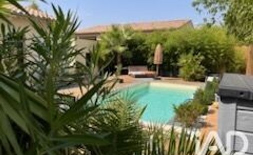 Maison à Malemort-du-Comtat, Provence-Alpes-Côte d'Azur, France 1