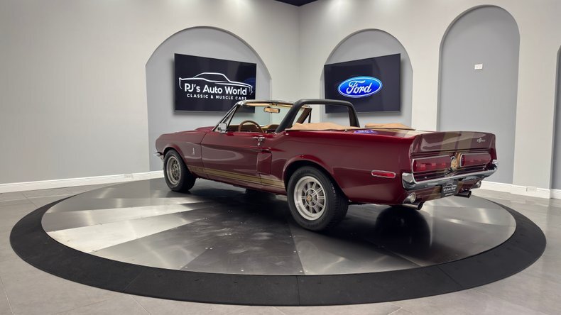 Cabriolet in Clearwater, United States 3 - 18761320