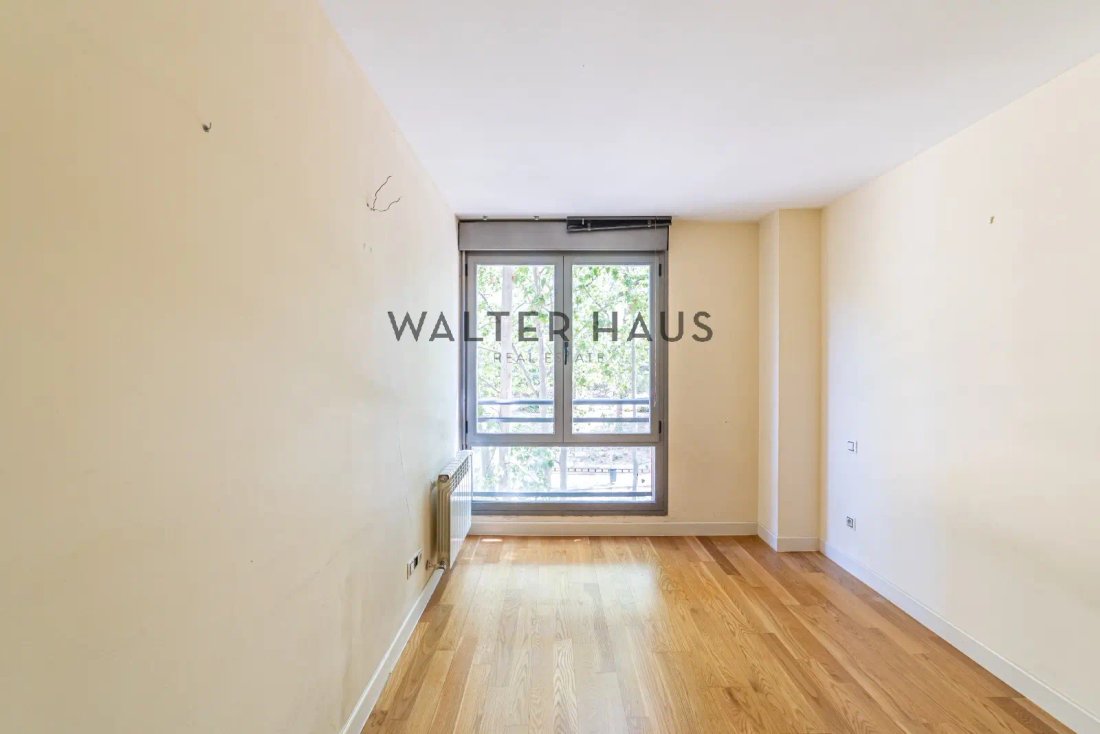 Appartement à Ciudad Lineal, Madrid, Espagne 4 - 18750109