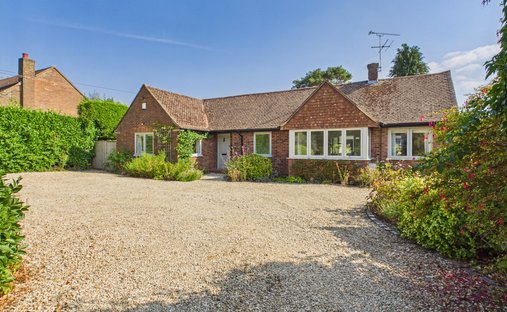 Casa a Naphill, Inghilterra 1