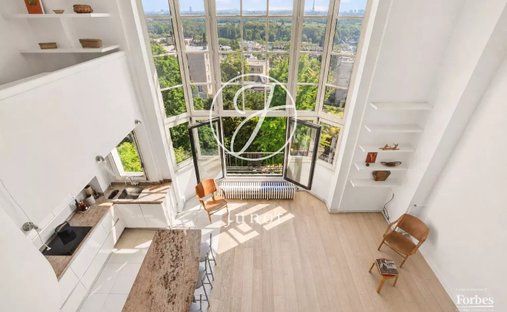 Apartment in Saint-Cloud, Ile-de-France, France 1