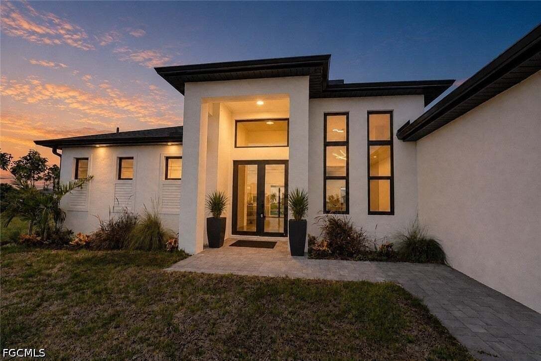 House in Cape Coral, Florida, United States 4 - 17296421