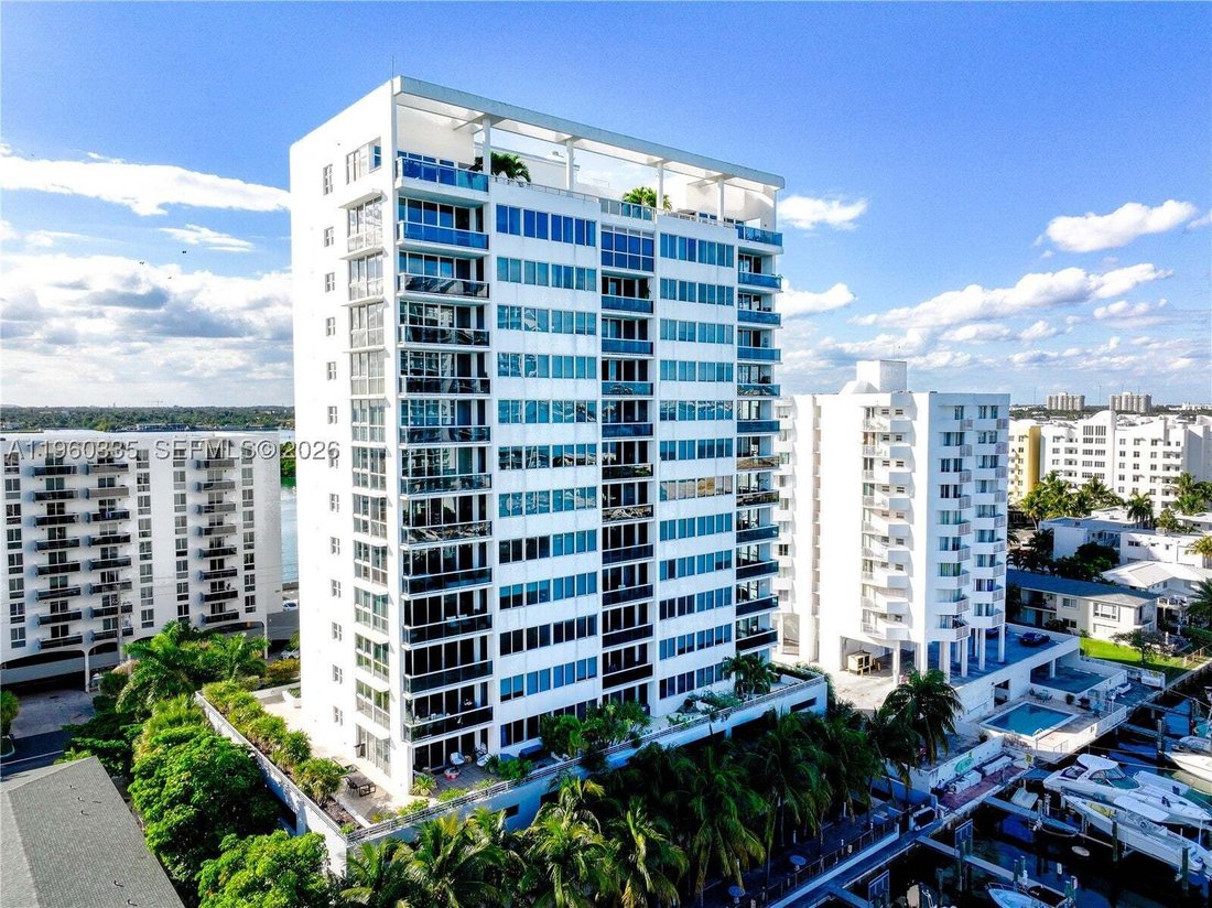 Condo in Miami Beach, Florida, United States 2 - 17205866