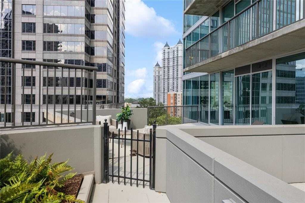 Condo in Atlanta, Georgia, United States 5 - 18751244
