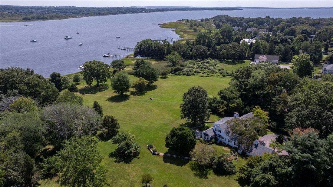 Casa a Barrington, Rhode Island, Stati Uniti 1 - 18760876