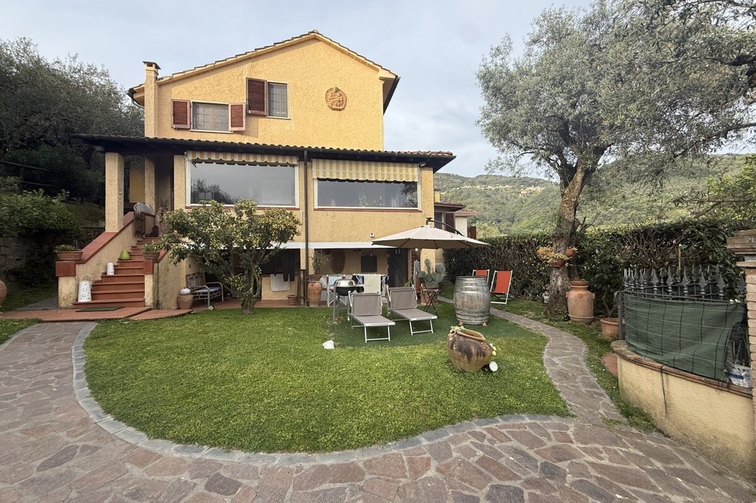 Villa en Pietrasanta, Toscana, Italia 1 - 17845962
