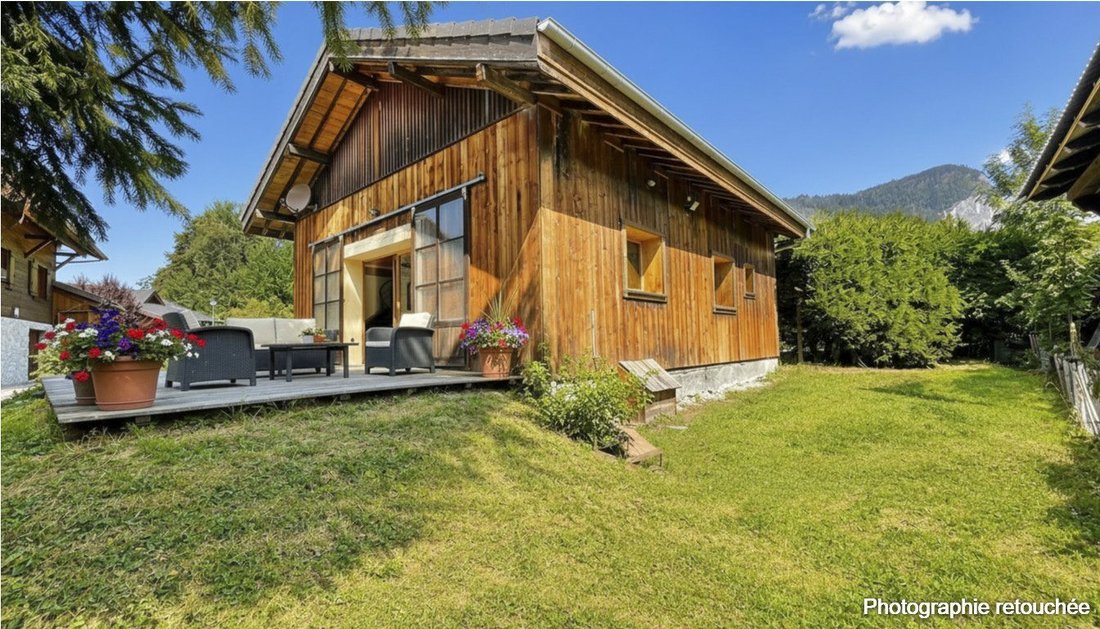 Chalet à Samoëns, Auvergne-Rhône-Alpes, France 1 - 18544838