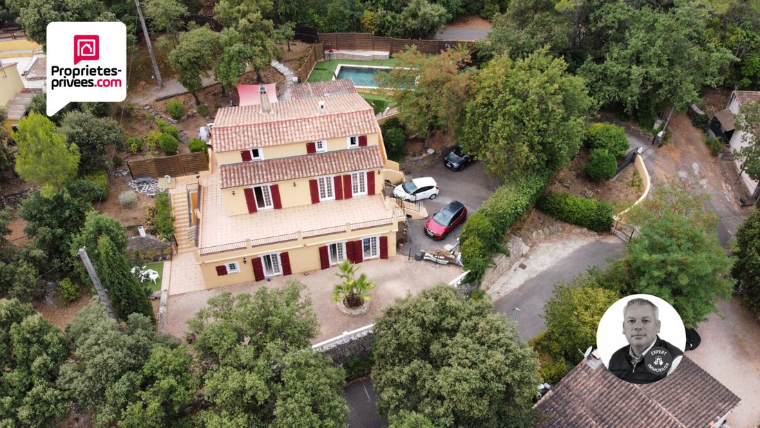 Villa à Nartelle-Noyer-Bellevue-bd des Sardinaux, Sainte-Maxime, France 1 - 18757656