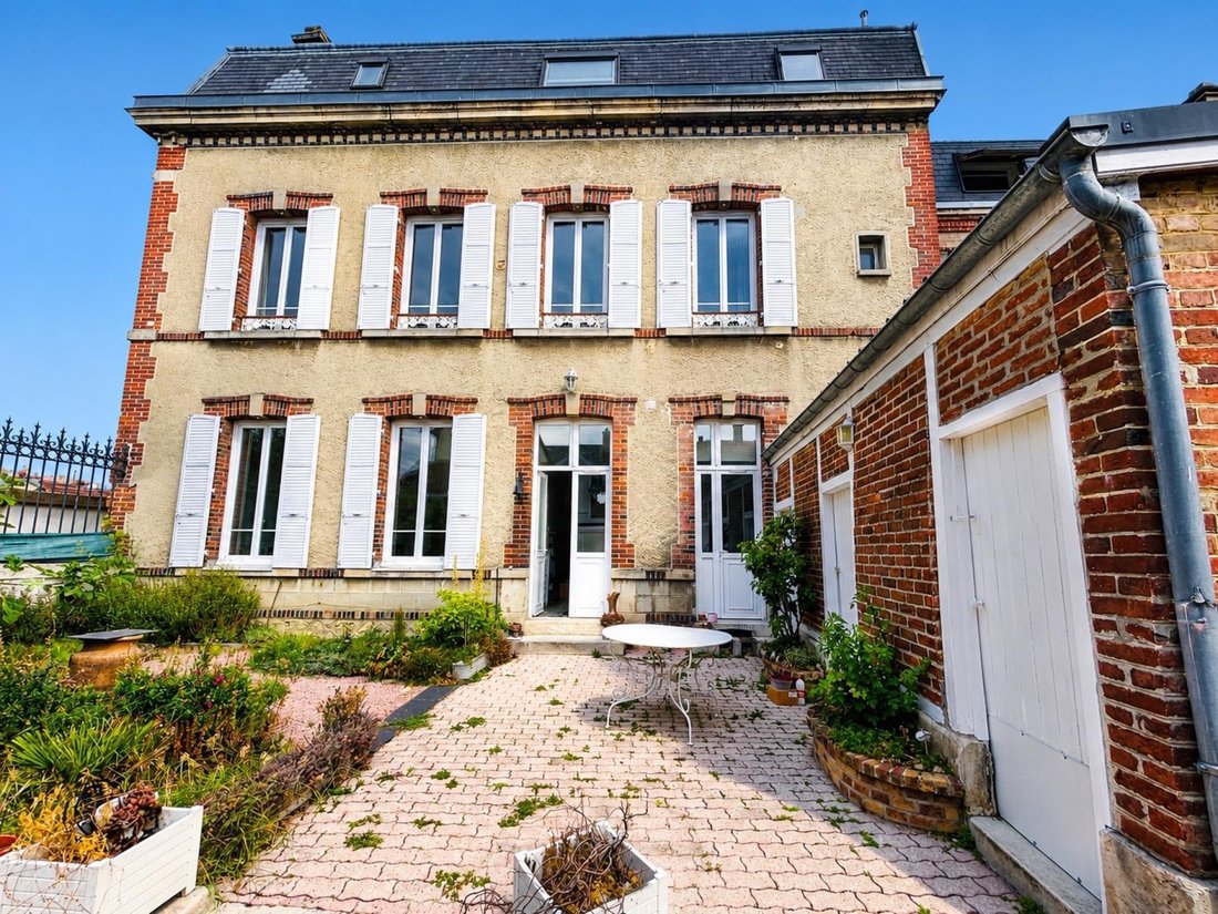 Haus in Mareuil-sur-Ay, Aÿ-Champagne, Frankreich 1 - 18755592