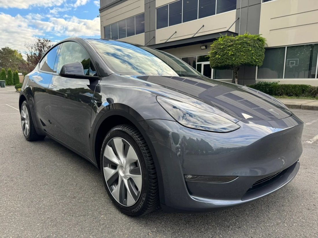 Suv in Bellevue, WA, United States 2 - 18756464