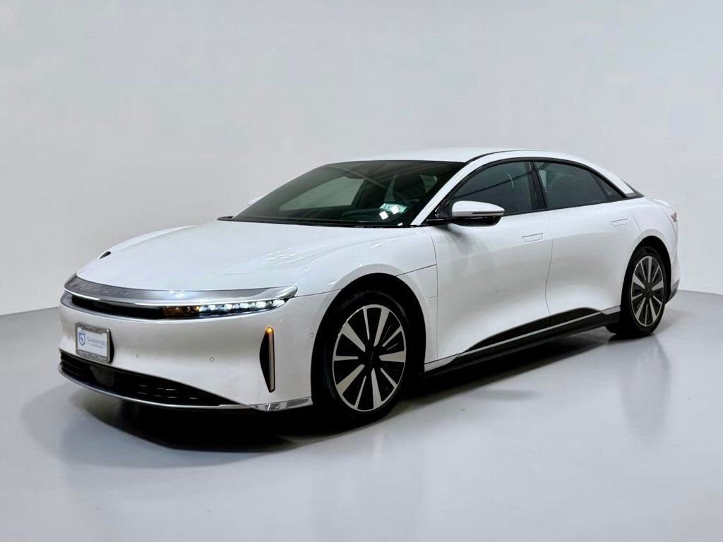 Sedan in Lake Villa, IL, United States 4 - 18570946