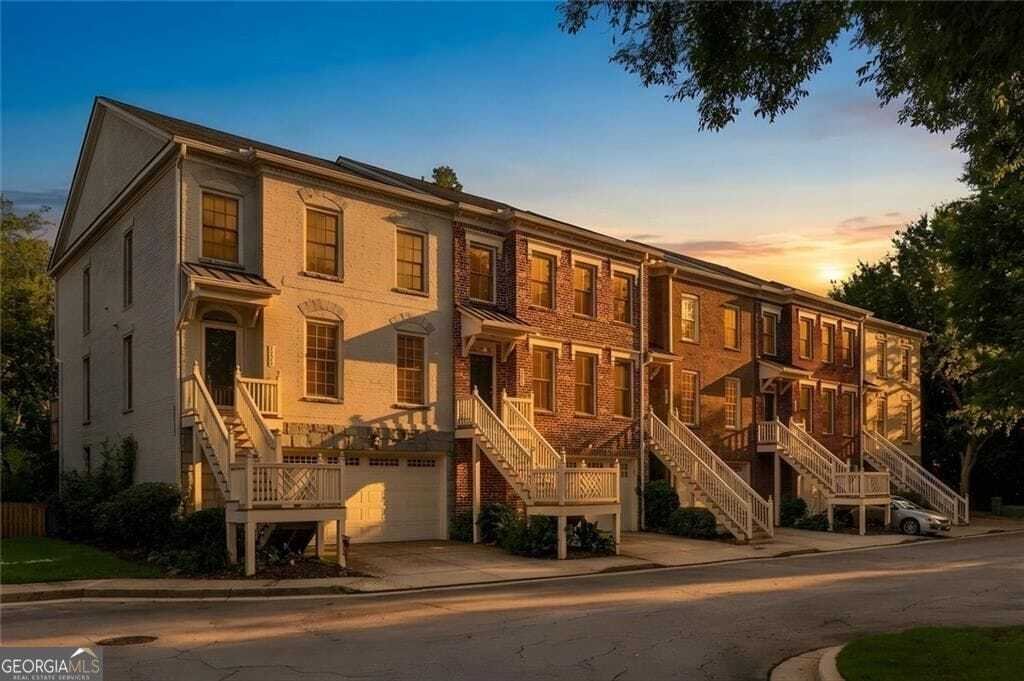 Maison de ville à Atlanta, Géorgie, États-Unis 2 - 18742866
