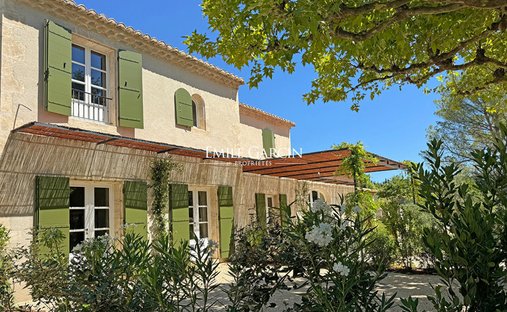 Villa à Eygalières, Provence-Alpes-Côte d'Azur, France 1