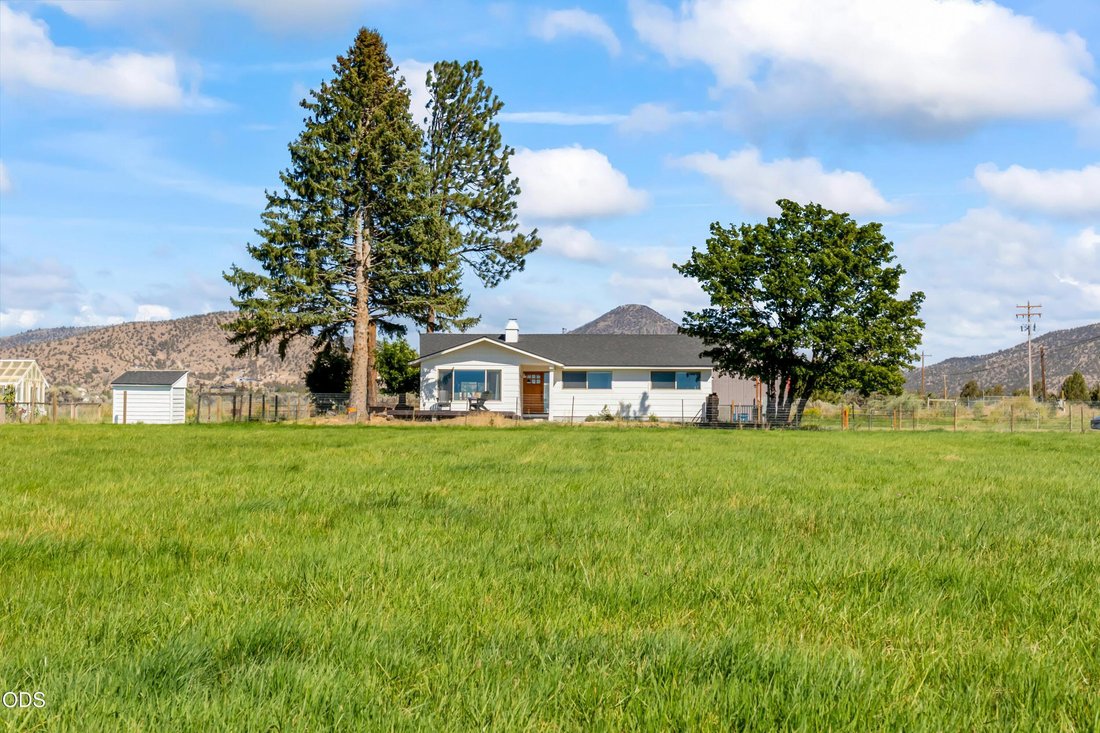 House in Powell Butte, Oregon, United States 1 - 17382624