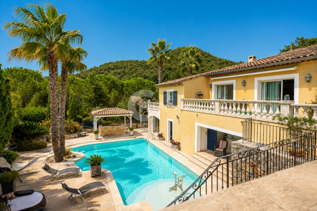 Villa à Les Adrets-de-l'Estérel, Provence-Alpes-Côte d'Azur, France 1 - 18754725