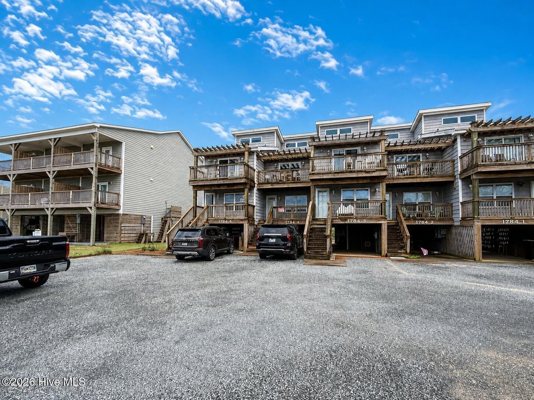 Townhouse in North Topsail Beach, North Carolina, United States 3 - 18657453