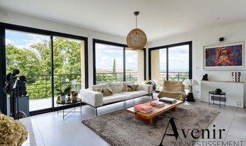 Villa in Fourvière-Saint Just, Lyon 5e Arrondissement, Lyon 1