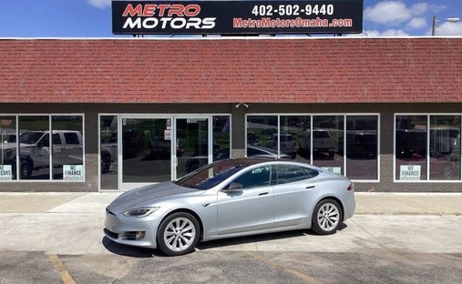 2018 Tesla Model S 75D Sedan 4D in Omaha, NE, United States 1
