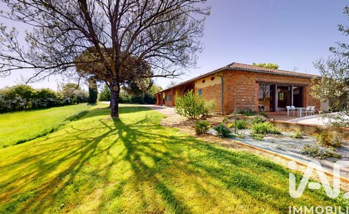 House in Sabonneres, Occitania, France 1