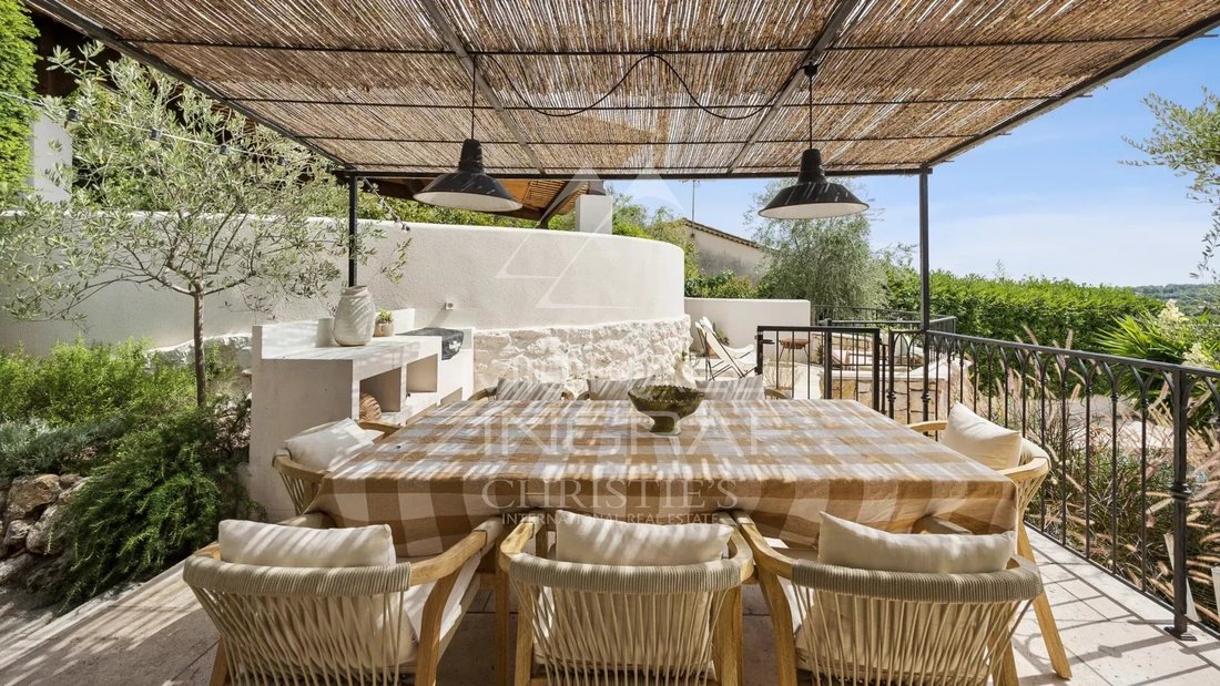 Villa en Le Rouret, Provenza-Alpes-Costa Azul, Francia 2 - 18759620