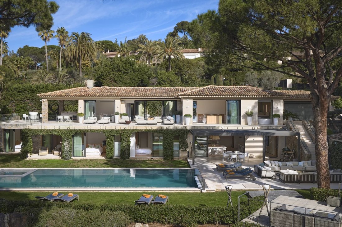 Villa en Zone Est Diffuse, San Tropez, Francia 1 - 18753064