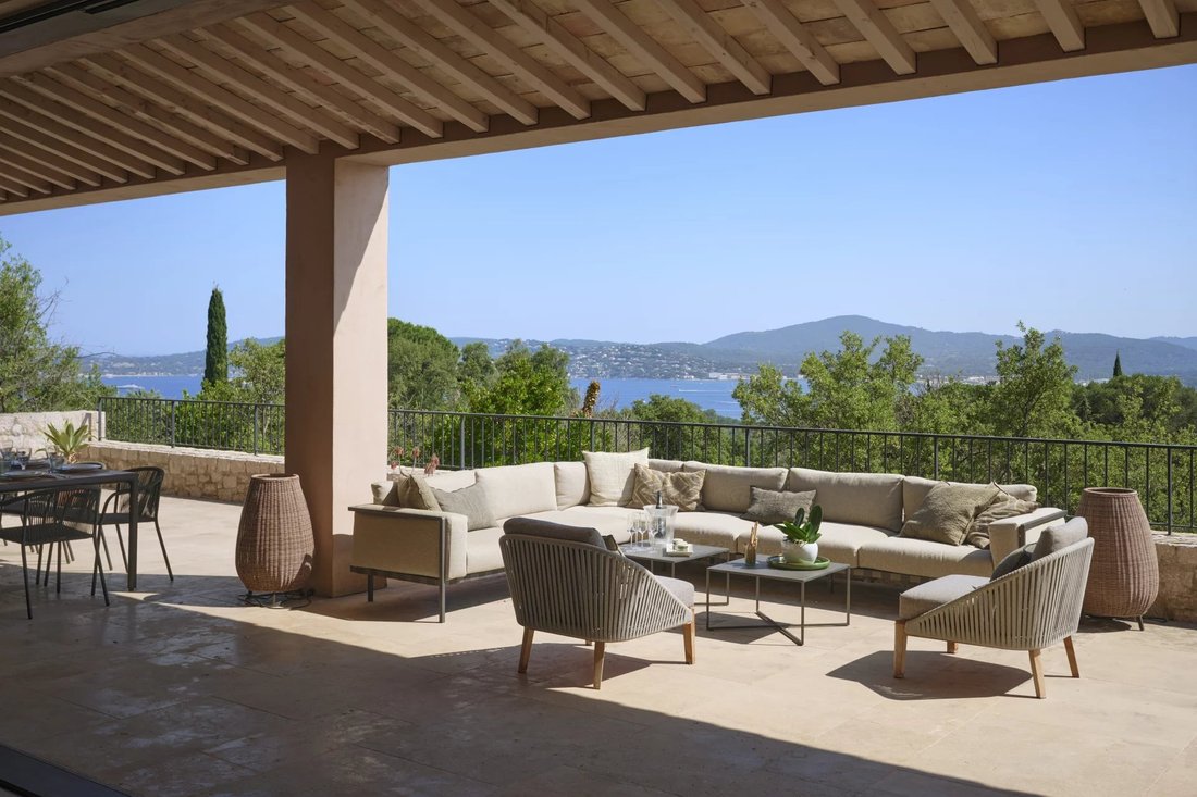 Villa in Grimaud, Provence-Alpes-Côte d'Azur, France 2 - 18753204