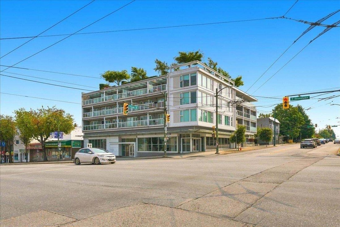 Vancouver, British Columbia, Canada 5 - 18754988