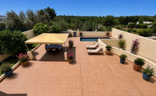 Villa à Santa Gertrudis de Fruitera, Santa Eulària des Riu, Îles Baléares 1