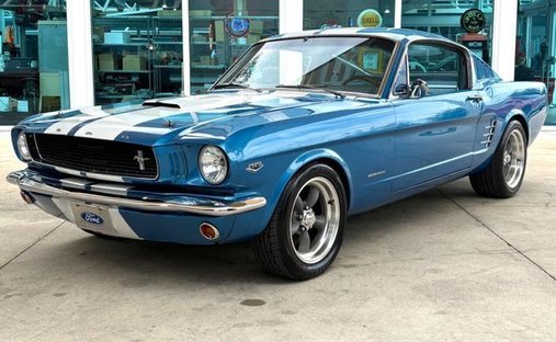 Ford Mustang in Calverton, NY, United States 1