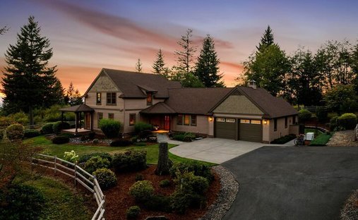 House in Camas, Washington, United States 1