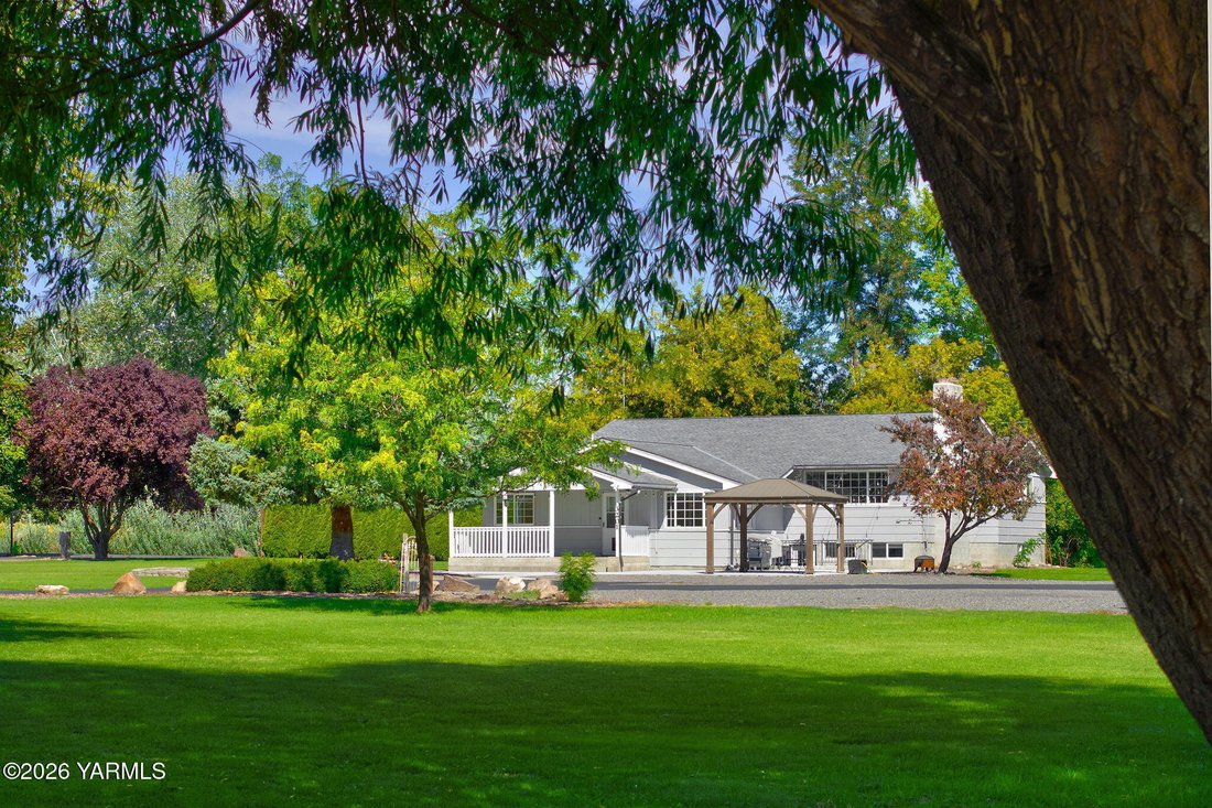 House in Yakima, Washington, United States 5 - 18663252