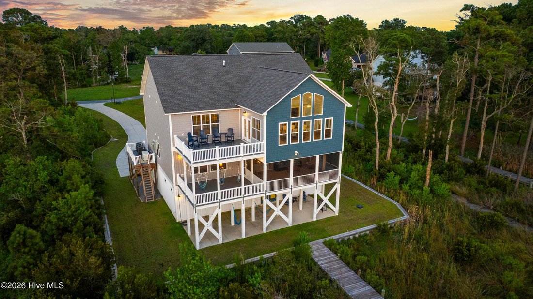 Casa en North Topsail Beach, Carolina del Norte, Estados Unidos 2 - 18534857