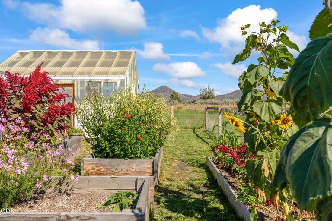 House in Powell Butte, Oregon, United States 2 - 17382624