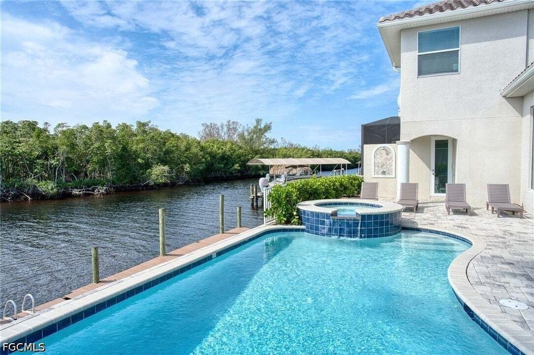 Maison à Cape Coral, Floride, États-Unis 5 - 18748905