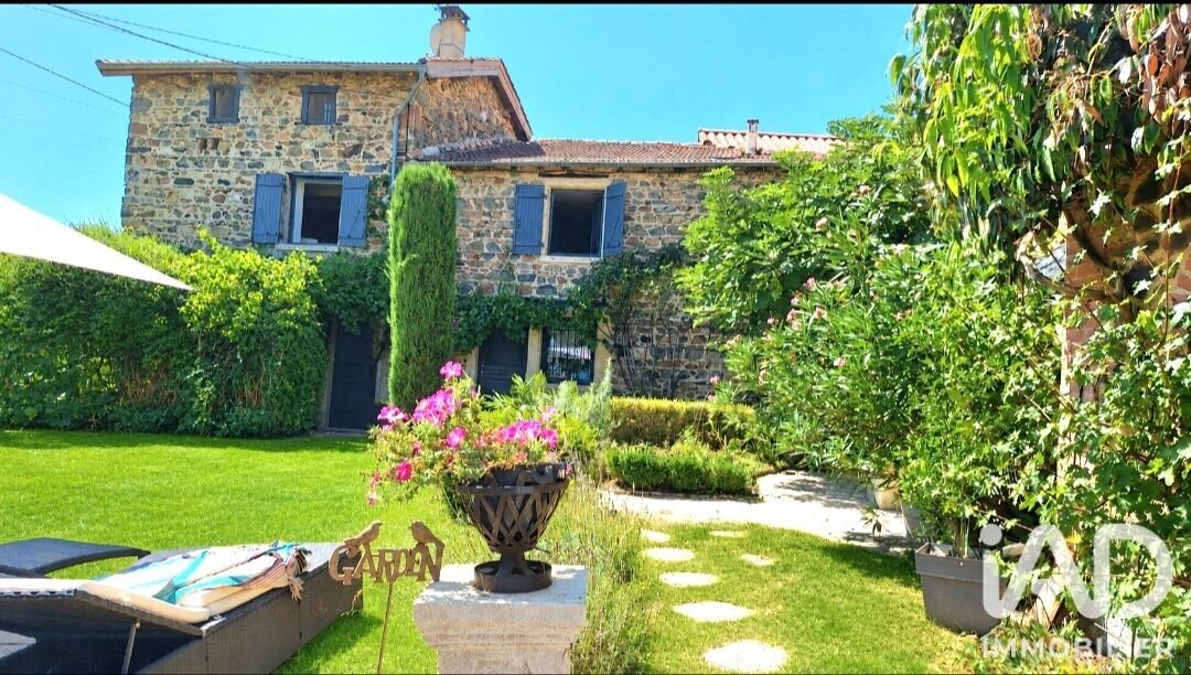 House in Savigny, Auvergne-Rhône-Alpes, France 1 - 18756397