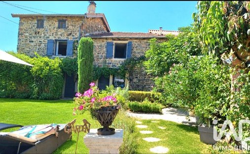 Maison à Savigny, Auvergne-Rhône-Alpes, France 1