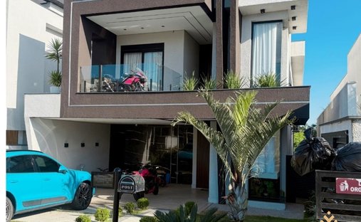 Maisons de campagne à Cidade Parquelandia, São Paulo, Brésil 1