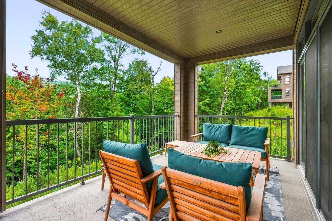 Condominio a Mont-Tremblant, Québec, Canada 3 - 17731121