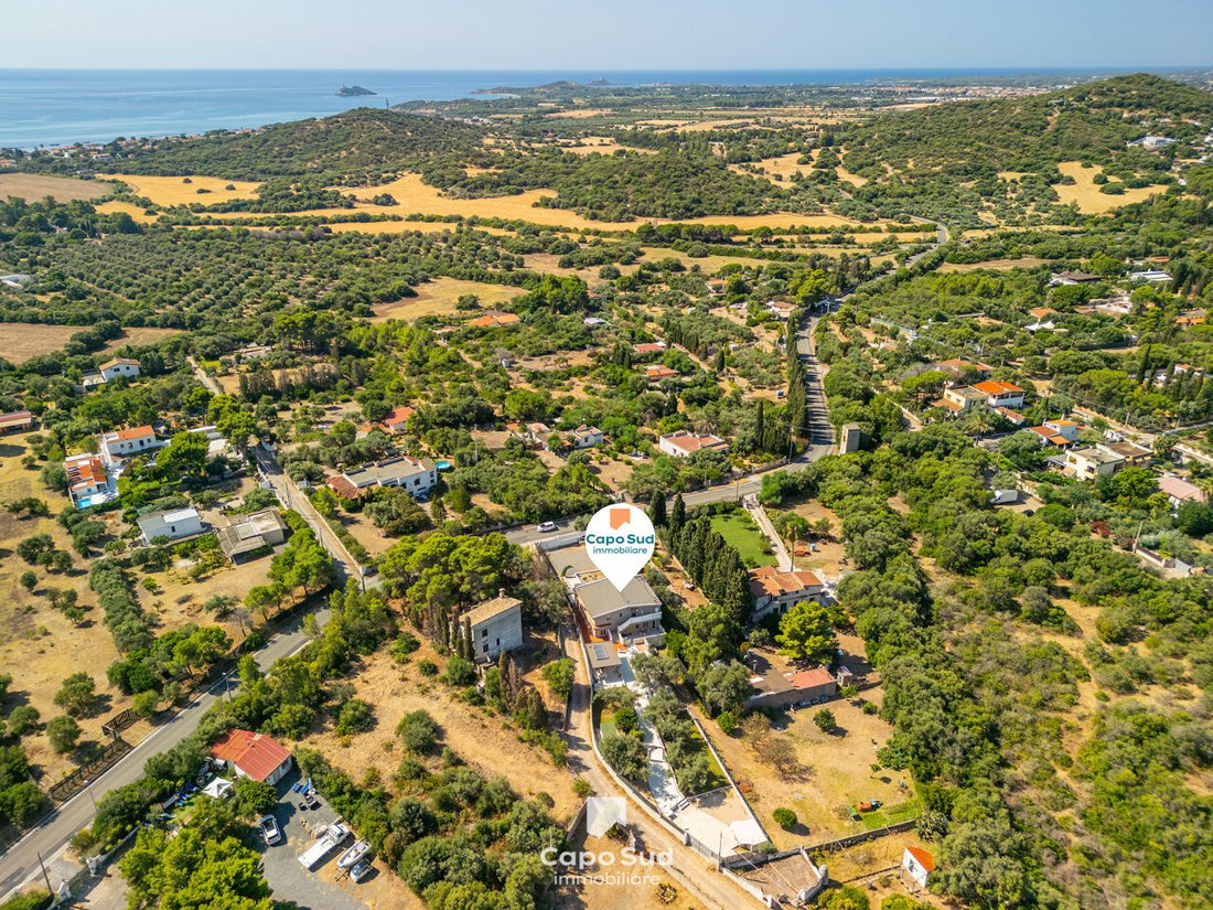 Villa in Sarroch, Sardinien, Italien 2 - 18753223