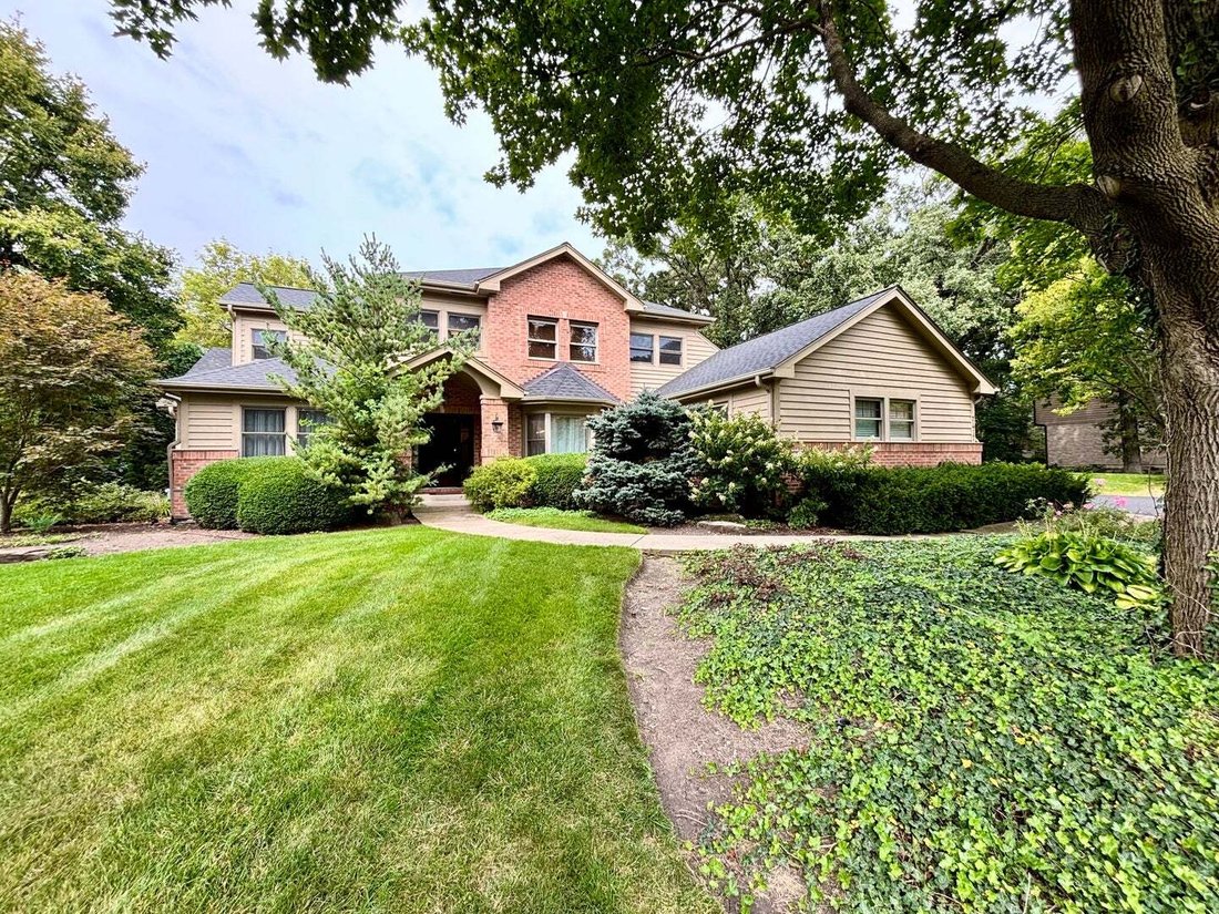 House in Village of Lakewood, Illinois, United States 1 - 18758689