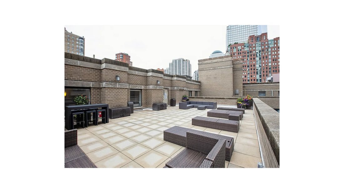 Condo in New York, New York, United States 4 - 18752432