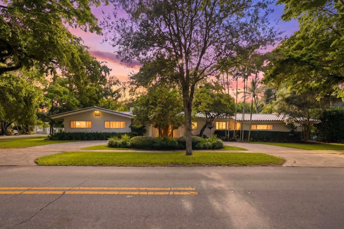 Casa a Coral Gables, Florida, Stati Uniti 3 - 18750213