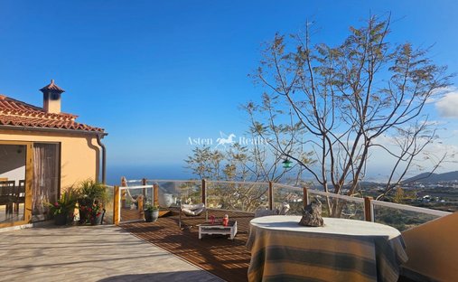House in San Miguel de Abona, Canary Islands, Spain 1