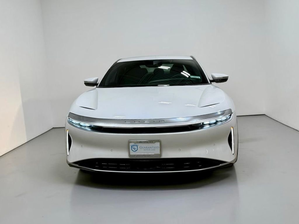 Sedan in Lake Villa, IL, United States 5 - 18570946