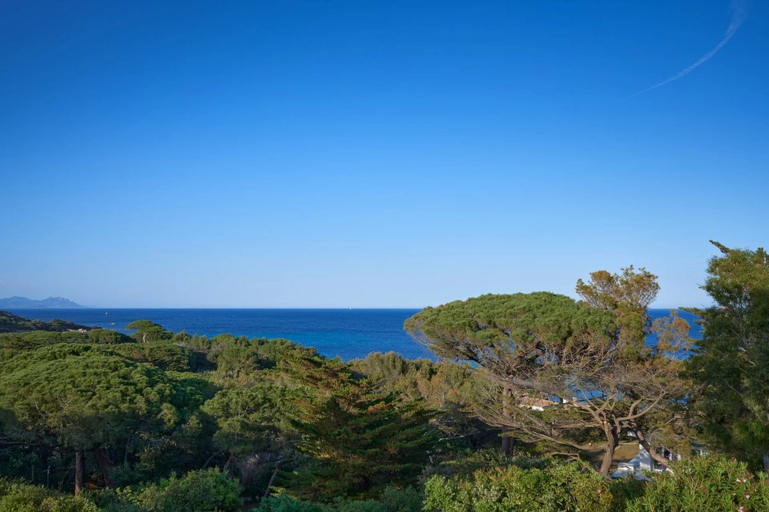 Villa en Zone Est Diffuse, San Tropez, Francia 4 - 18753075